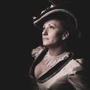 Meet your Posher, Vanessa